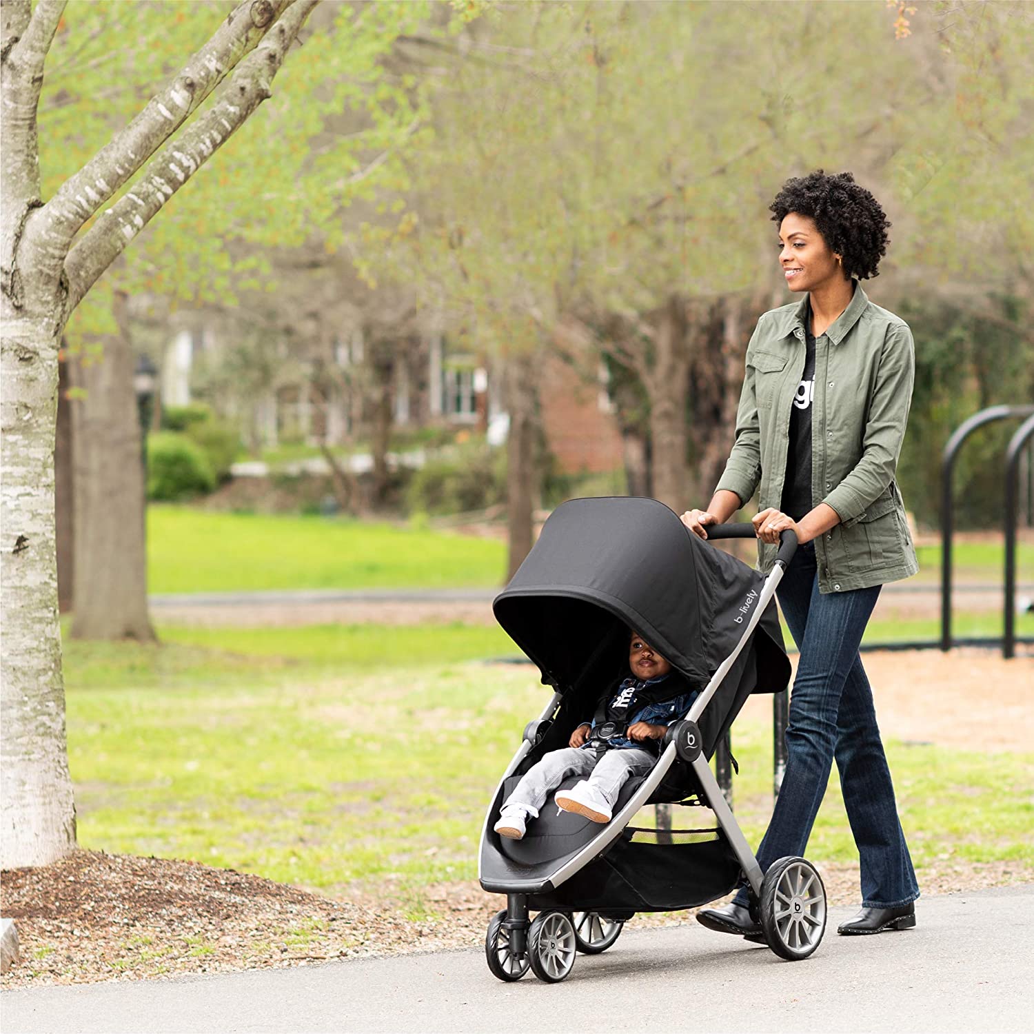 Britax B-Lively Lightweight Stroller, Raven - One Hand Fold, Large UV50+ Canopy, All Wheel Suspensio