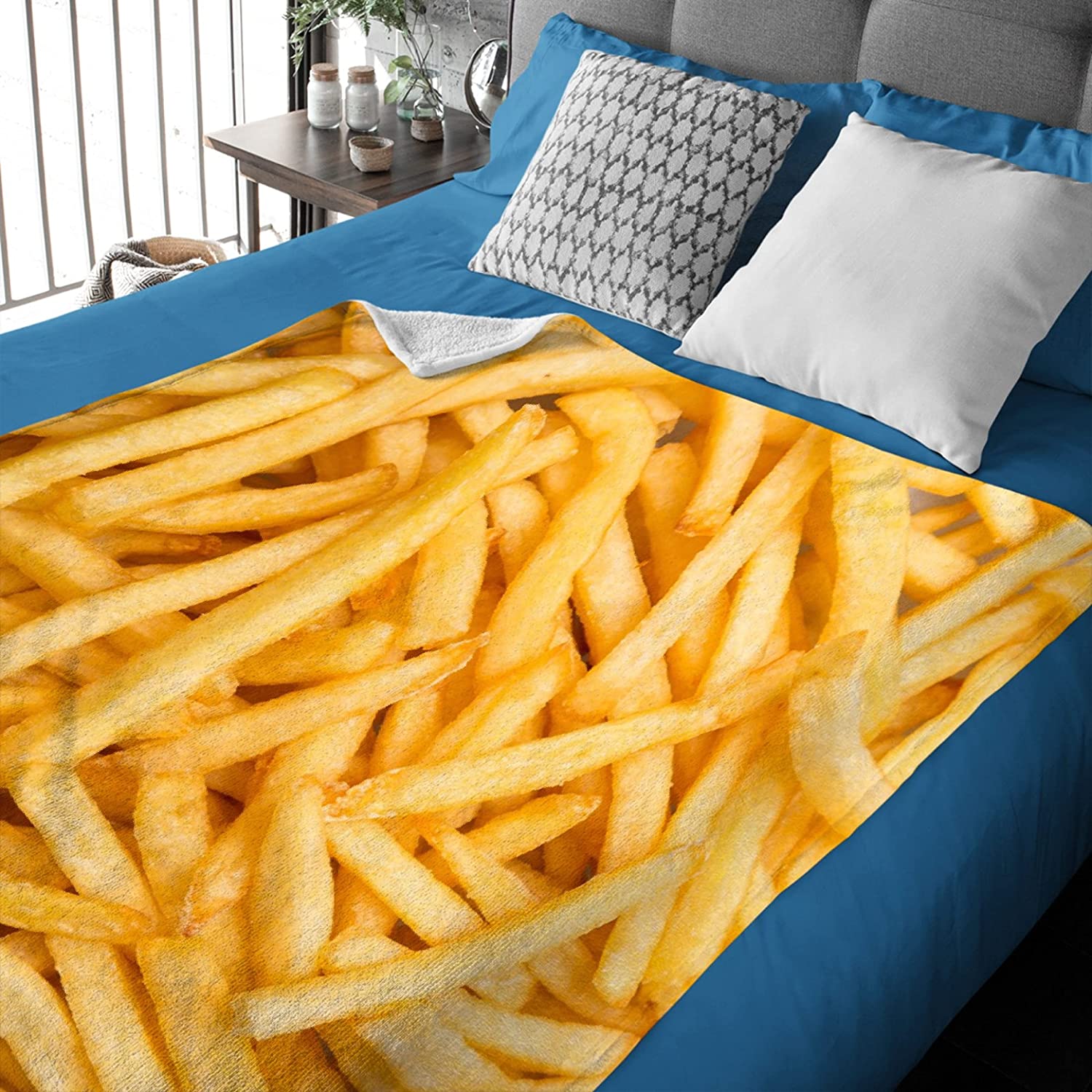 French Fries Blanket Throw, Funny Food Blanket Gift for Daughter and Son, Ultra Soft Lightweight Fla