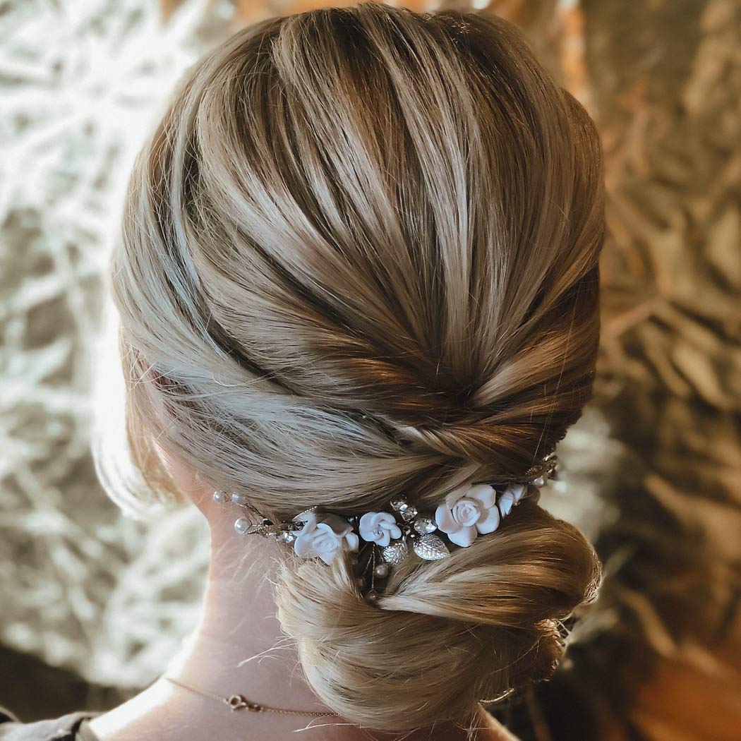 Yean Flower Wedding Hair Comb Pearl Bridal Hair Piece Crystal Hair Accessories for Women and Girls (