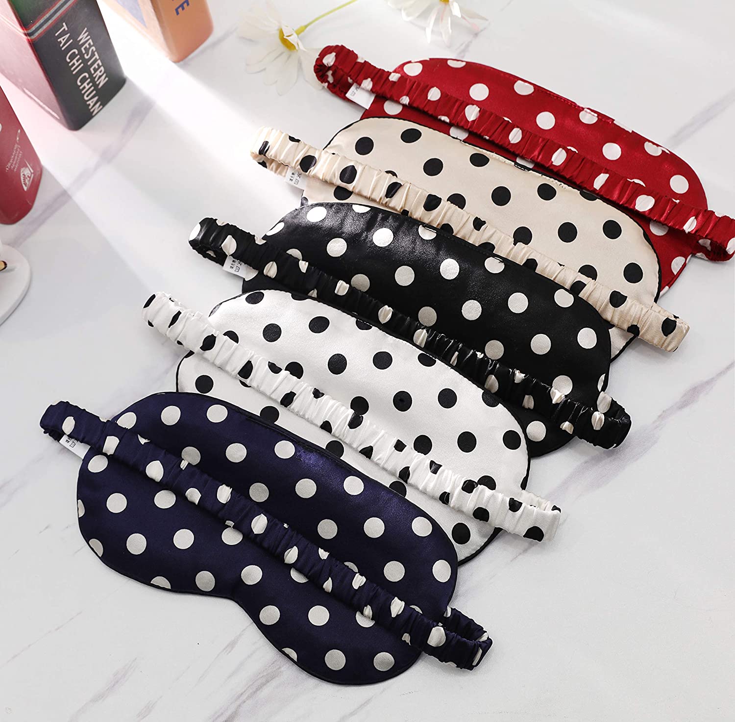 100% Mulberry Silk Sleep Eye Mask Blindfold with Adjustable Strap, Soft Silk Eye Cover for Women Men