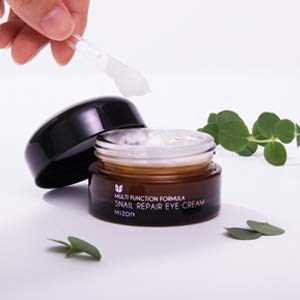 Eye Cream Moisturizer with 80% Snail Extract 0.84 Oz, Natural Eye Cream Treatment for Wrinkles, Crow