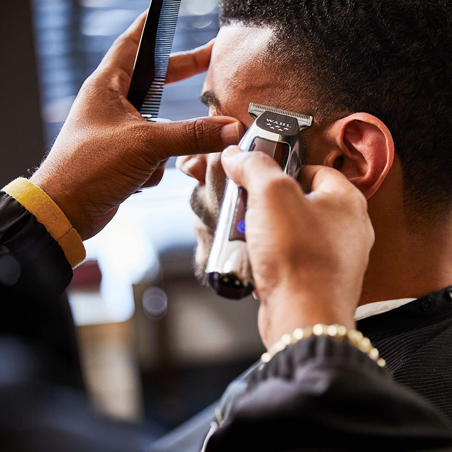 Wahl Professional - 5-Star Series Cordless Detailer Li Extremely Close Trimming, Crisp Clean Line, E