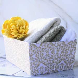 Spa Luxetique Bath Gift Set, Bath and Body Gift Set with Shower Gel, Body Lotion, Bubble Bath, Best