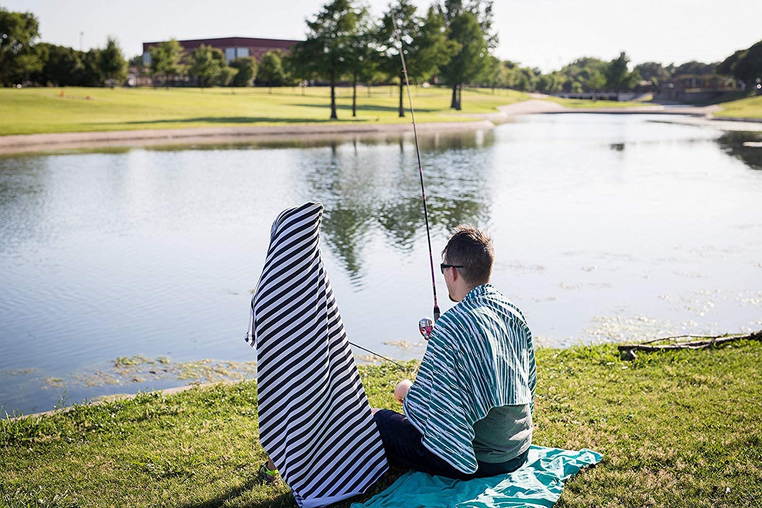 Luv Bug Company UPF 50+ Sunscreen Towel Full Size (Black Stripe)