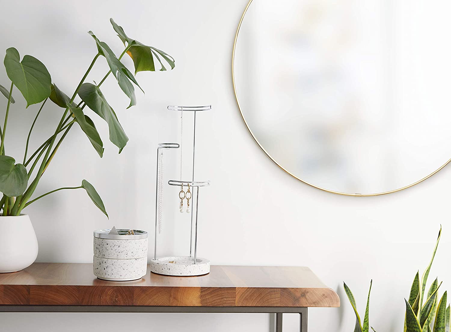 Umbra Hub Rubber Frame, Wall Mirror for Entryways, Bathrooms, Living Rooms and More, 34-Inch, Brass