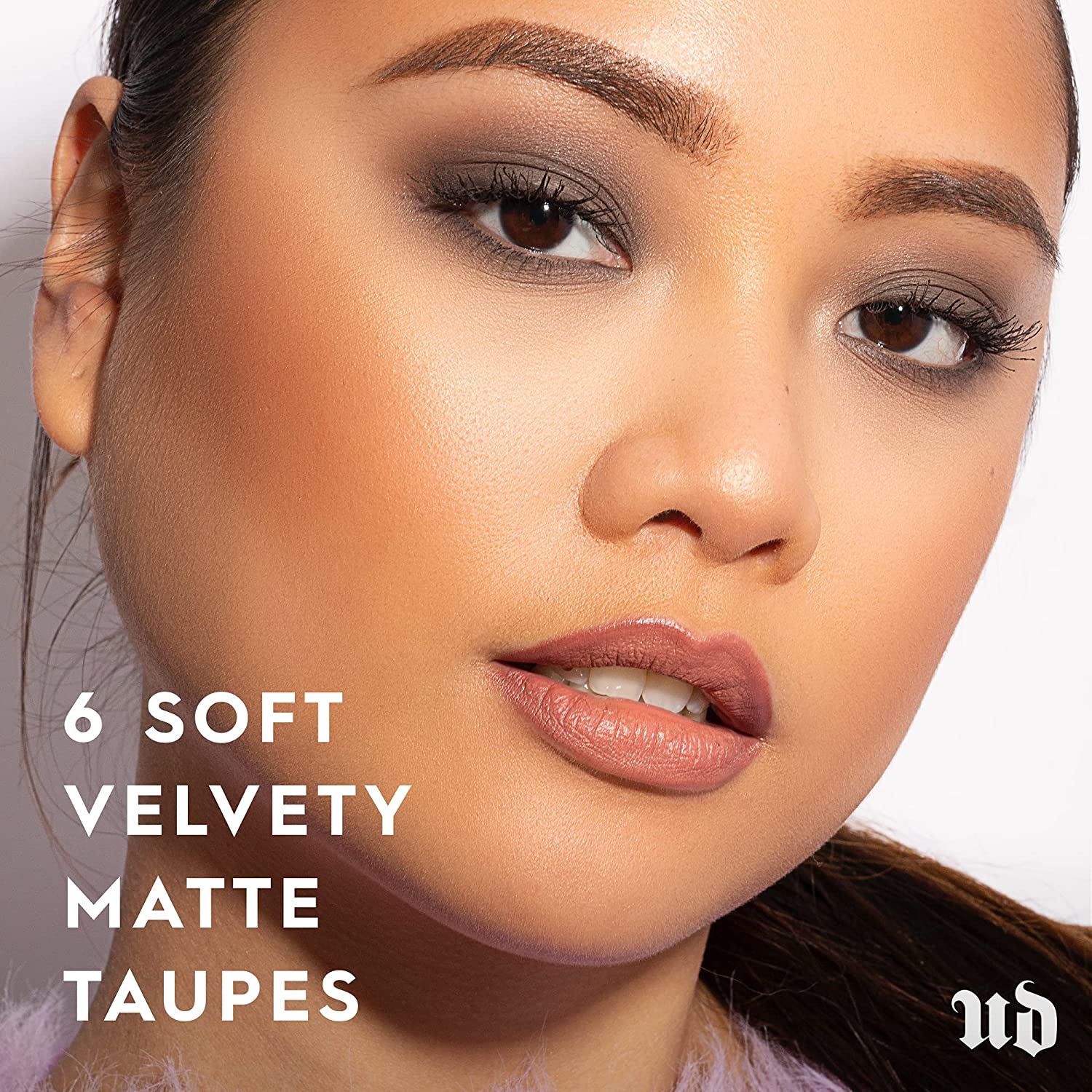 Urban Decay Naked3 Mini Eyeshadow Palette - Pigmented Eye Makeup Palette For On the Go - Ultra Blend