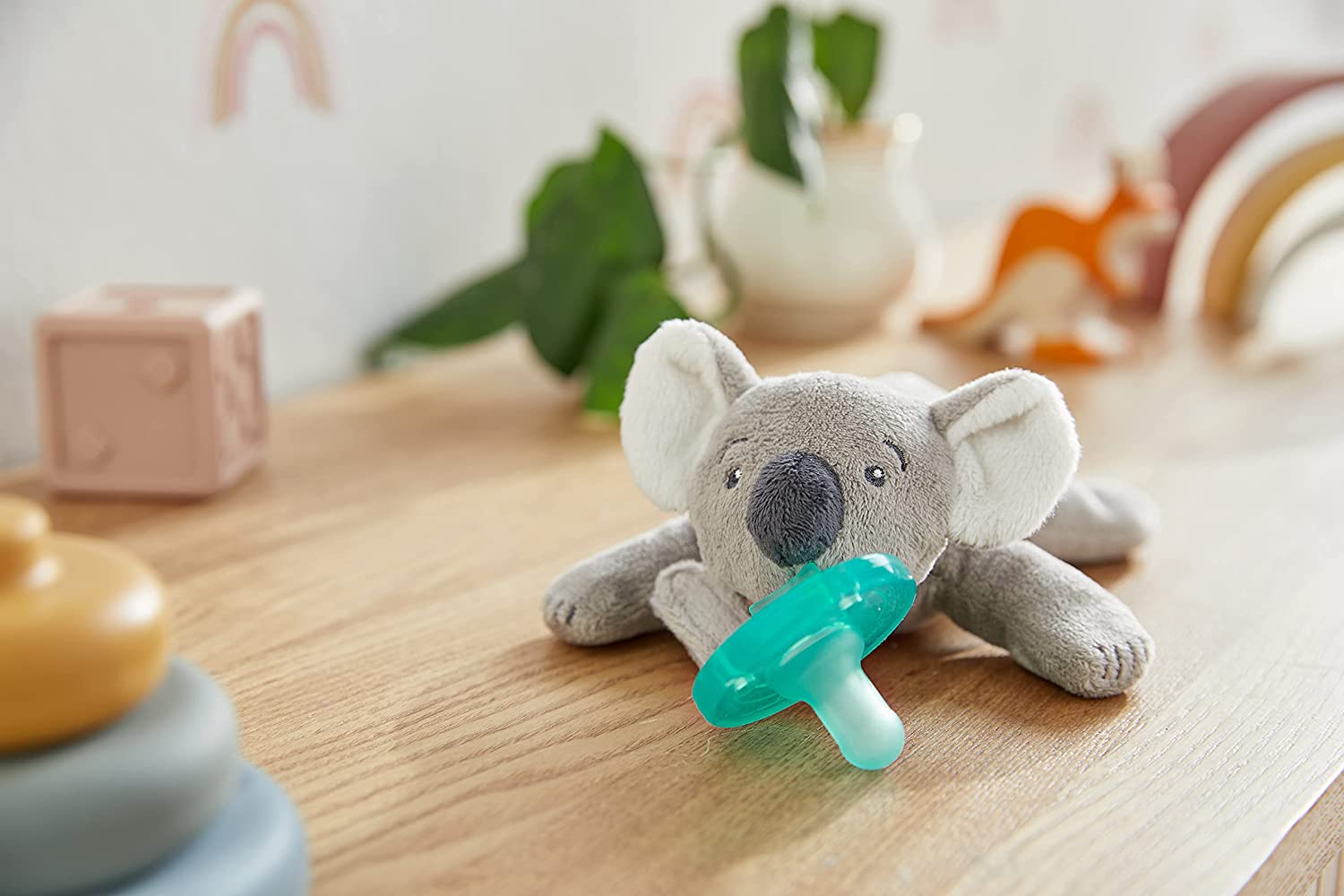 Philips AVENT Soothie Snuggle Pacifier Holder with Detachable Pacifier, Koala, 0m+, SCF347/06