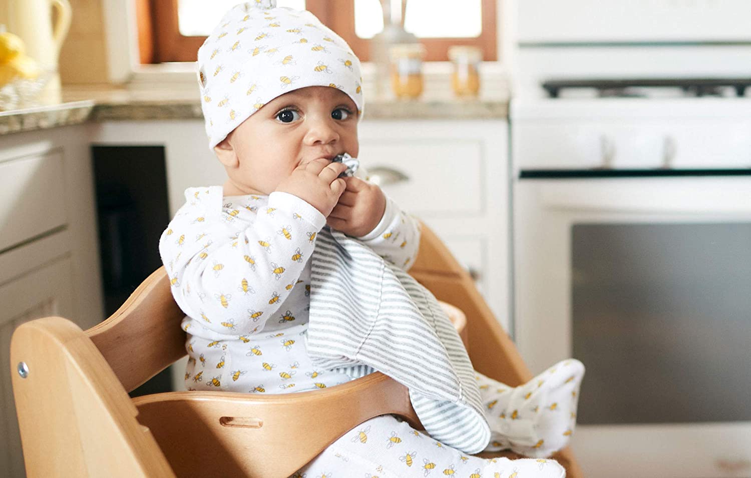 Burt's Bees Baby - Burp Cloths, 5-Pack Extra Absorbent 100% Organic Cotton Burp Cloths, Cloud White