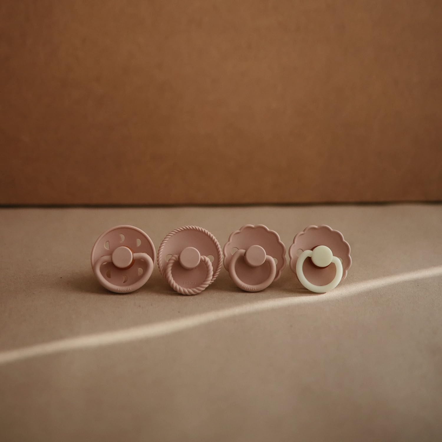 FRIGG Daisy Night Natural Rubber Baby Pacifier | Made in Denmark | BPA-Free (Croissant/Cream, 0-6 Mo