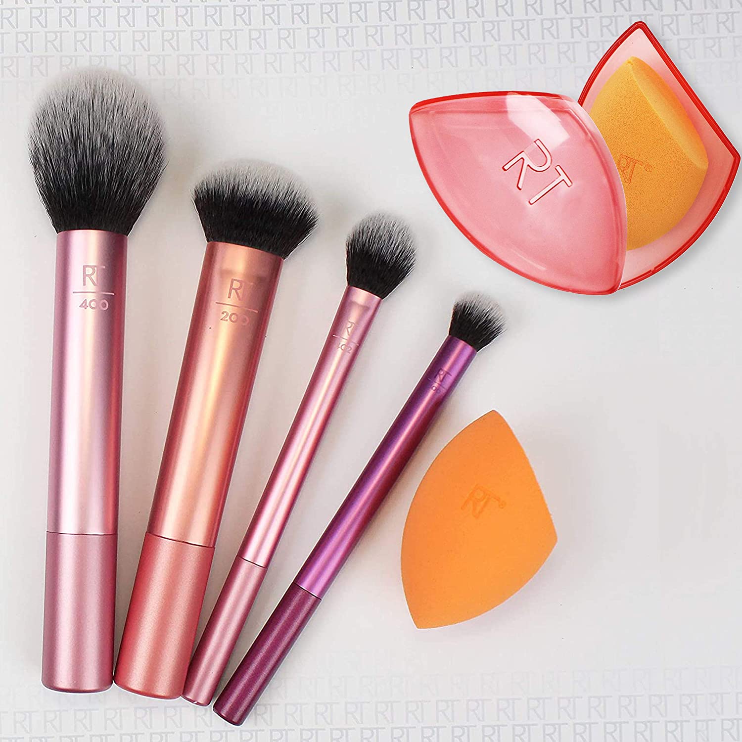 Real Techniques Makeup Brush Set with Travel Sponge Blender for Eyeshadow, Foundation, Blush, and Co