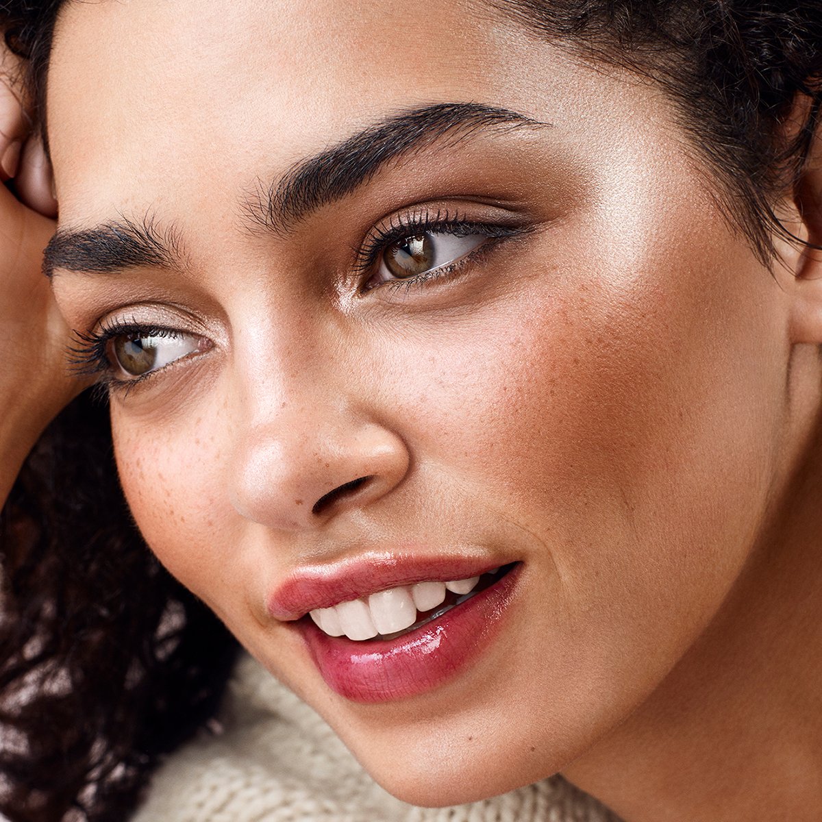 e.l.f, Baked Highlighter, Sheer, Shimmering, Hydrating, Blendable, Glides On, Creates a Radiant Glow