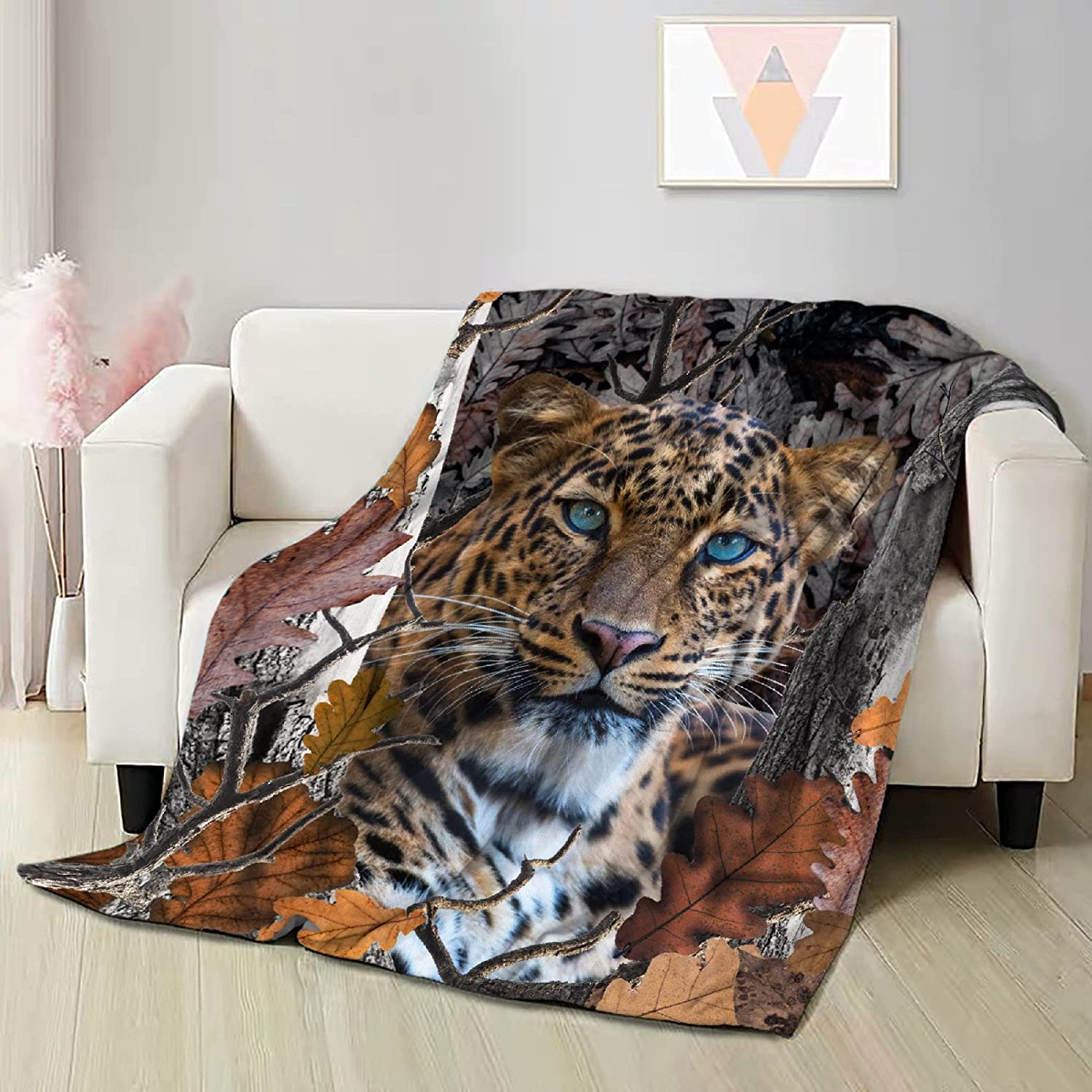 Camo Buck Leopard Forest Fleece Throw Blanket No-Shedding Soft, Warm & Lightweight Perfect for Bed S