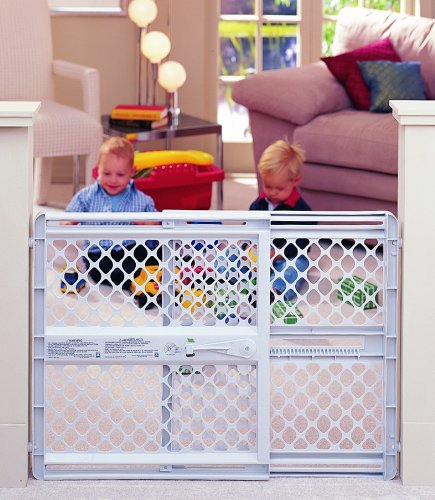 Toddleroo by North States Classic Baby and Child Safety Pet Gate, 26
