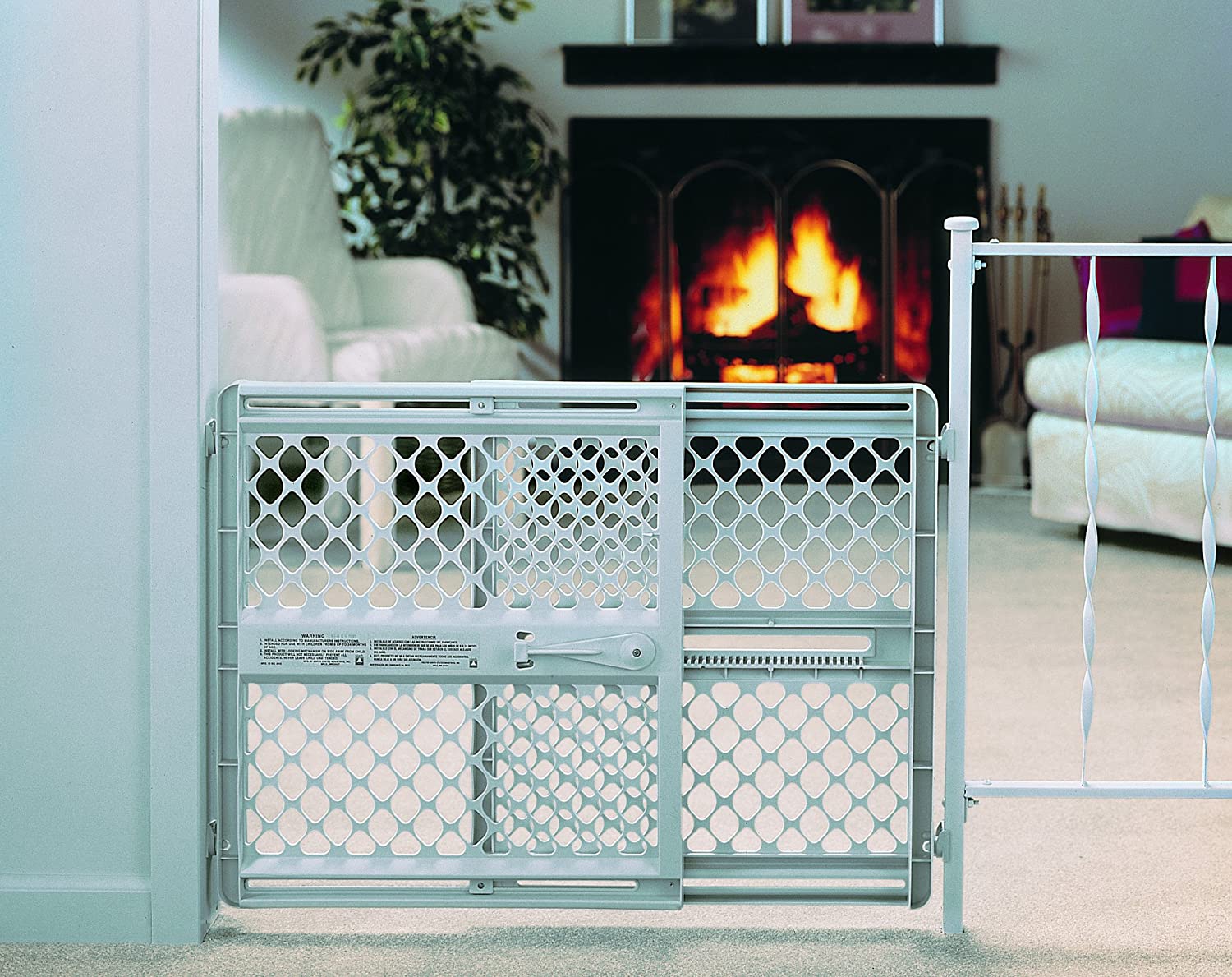 Toddleroo by North States Classic Baby and Child Safety Pet Gate, 26