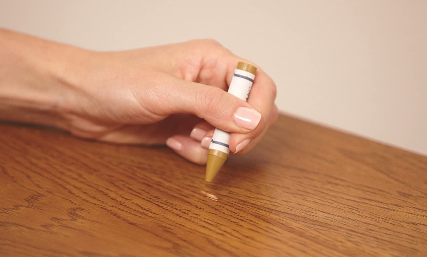 Guardsman Wood Repair Filler Sticks - 5 Colors Plus Sharpener, Repair and Restore Scratched Furnitur