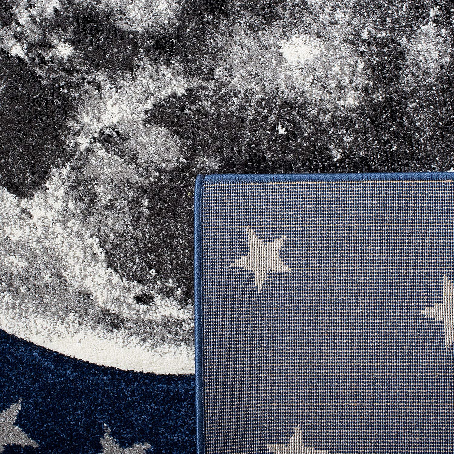 Safavieh Carousel Kids Collection CRK135N Moon and Stars Non-Shedding Stain Resistant Nursery Playro