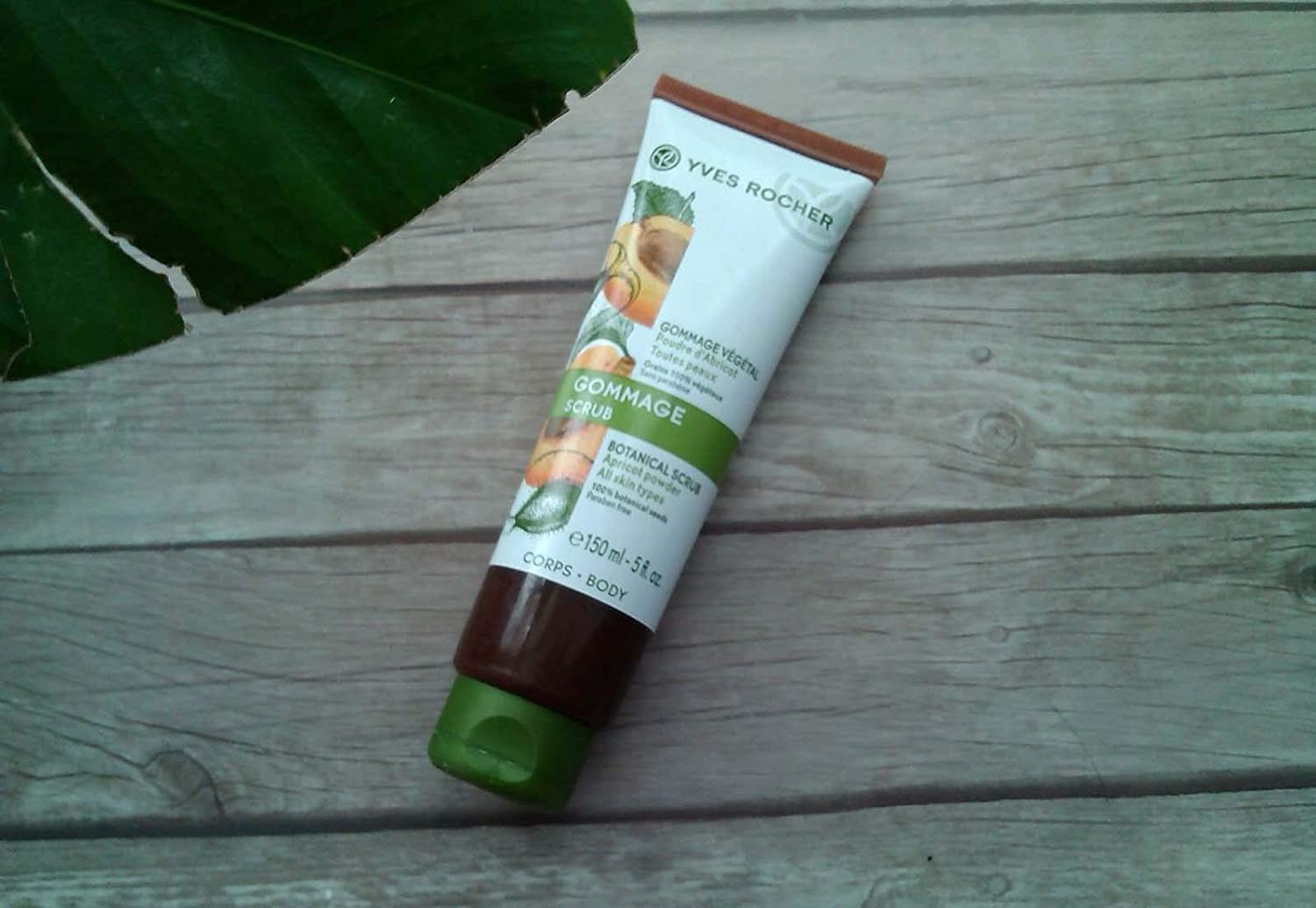 Yves Rocher Gommage Botanical Body Scrub 150ml