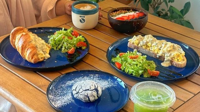 15٪ OFF All the menu 😍 discount at Cinq Cafe