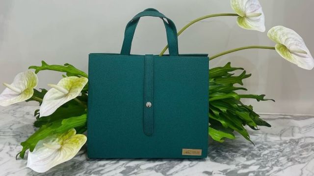 10% Off on Flowers Packages discount at Nawal Since 1989 W.L.L