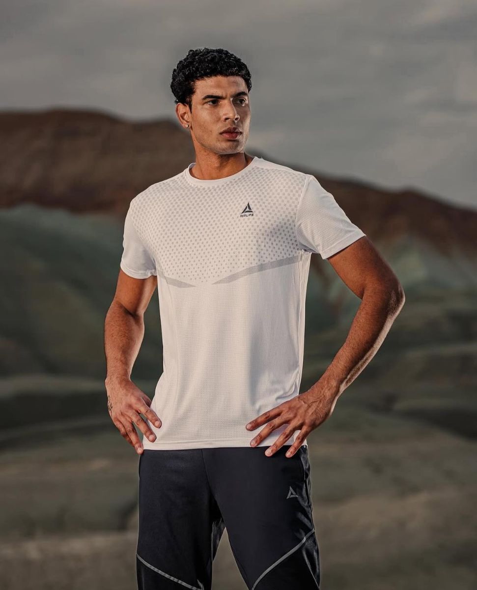 Any T-shirt + pants for only 19 BD offer at AirLife