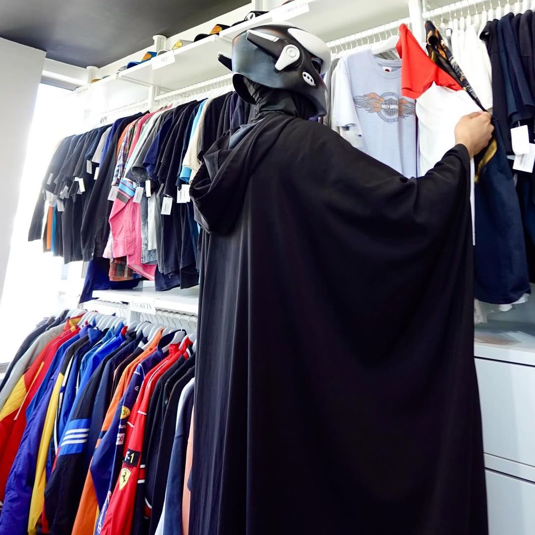 20% OFF on all purchases offer at Island Vintage Clothing Store