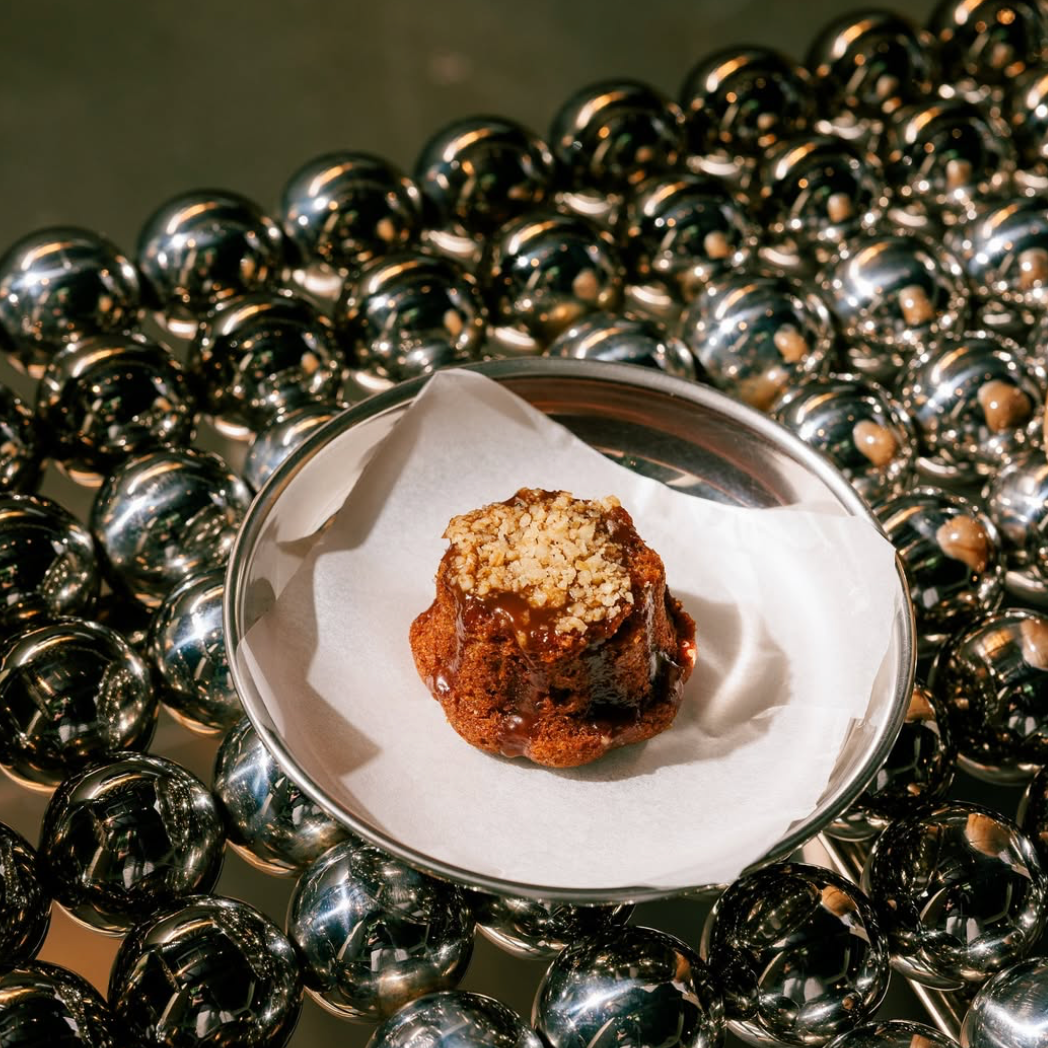 10% OFF offer at Romeos